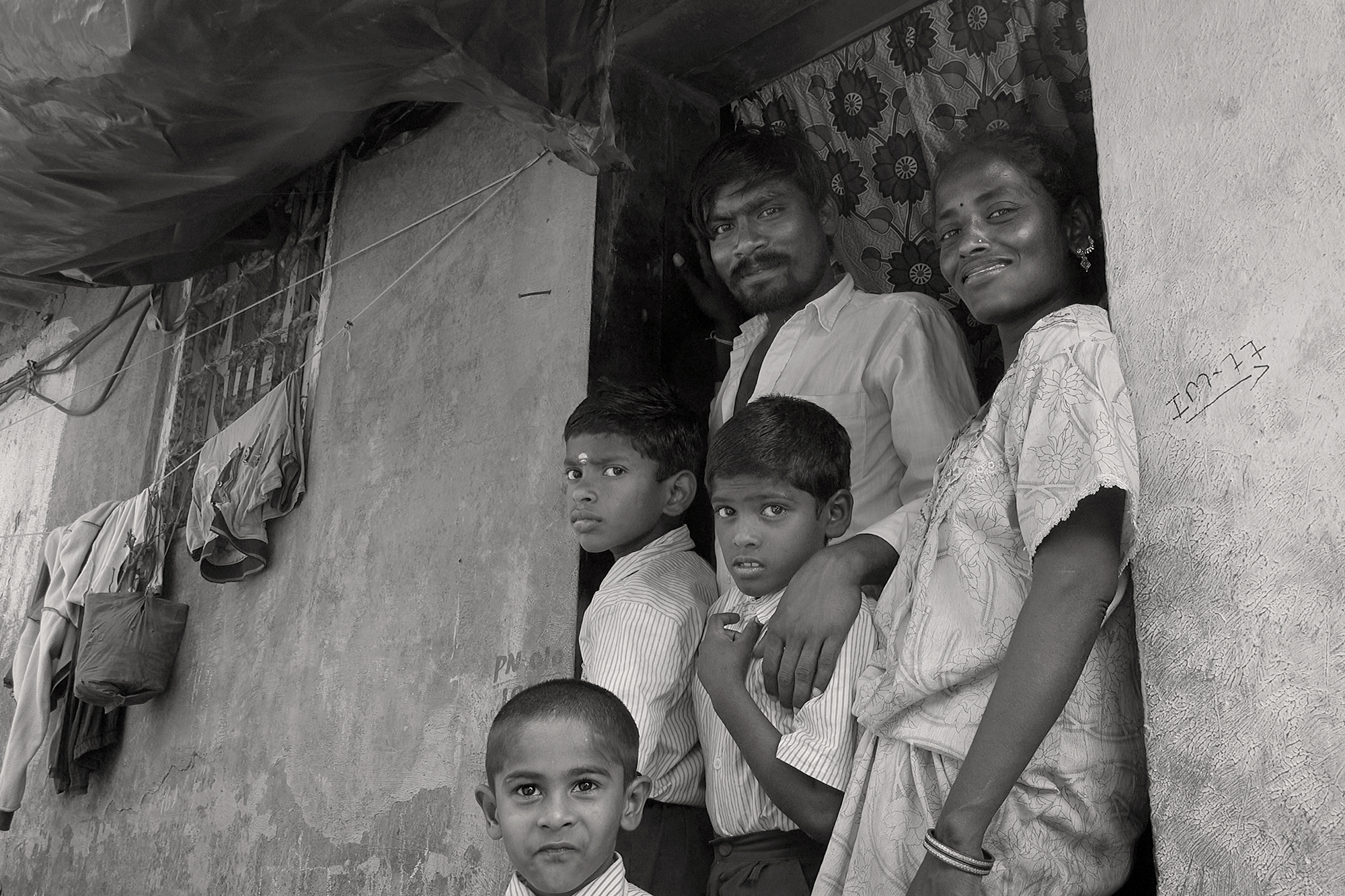 Christoph Radke, India, Mumbai, eine Familie in einem Slum, 2020